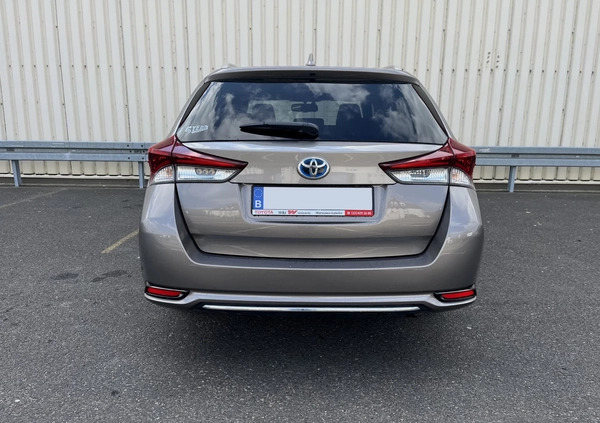 Toyota Auris cena 58900 przebieg: 149000, rok produkcji 2016 z Jedlina-Zdrój małe 232